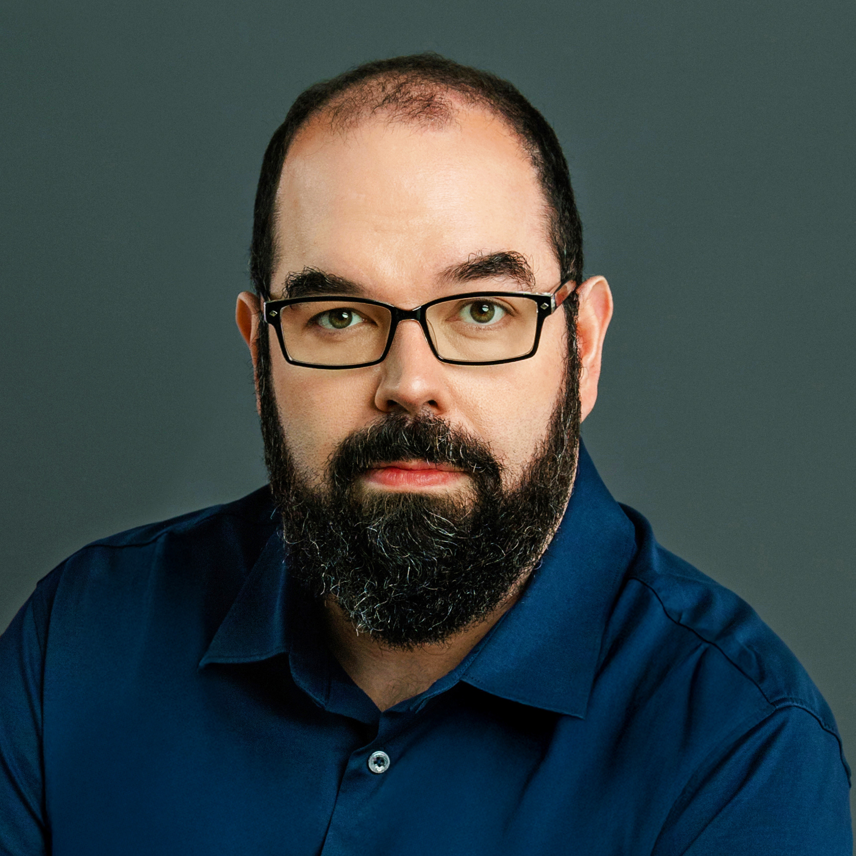 Eliezer Yudkowsky/Eliezer profile Square bright 2025.jpg